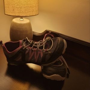 Northside hiking shoes